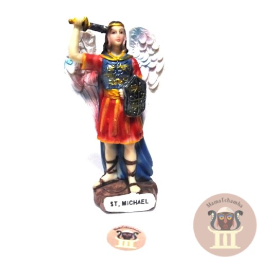 Figura del arcángel san miguel