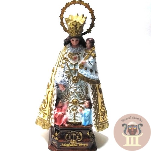 Figura de la Virgen de los Desamparados