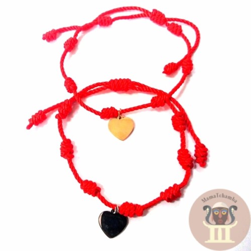 Pulsera siete nudos con símbolo de corazón